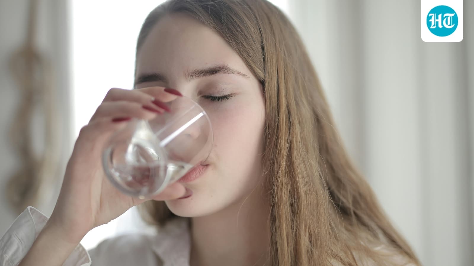 Are you dehydrated? Doctor shares 5 signs people often miss: From sunken eyes to headaches
