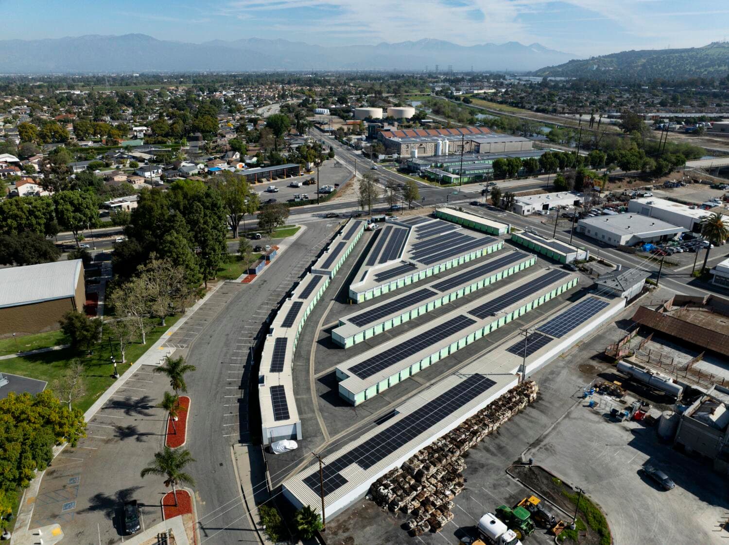 Solar energy for renters has taken off in 10 states. Not in California